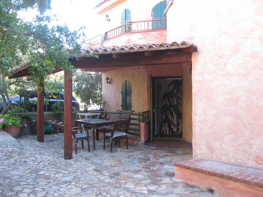 לה קאלטה Villa Le Ginestre חדר תמונה